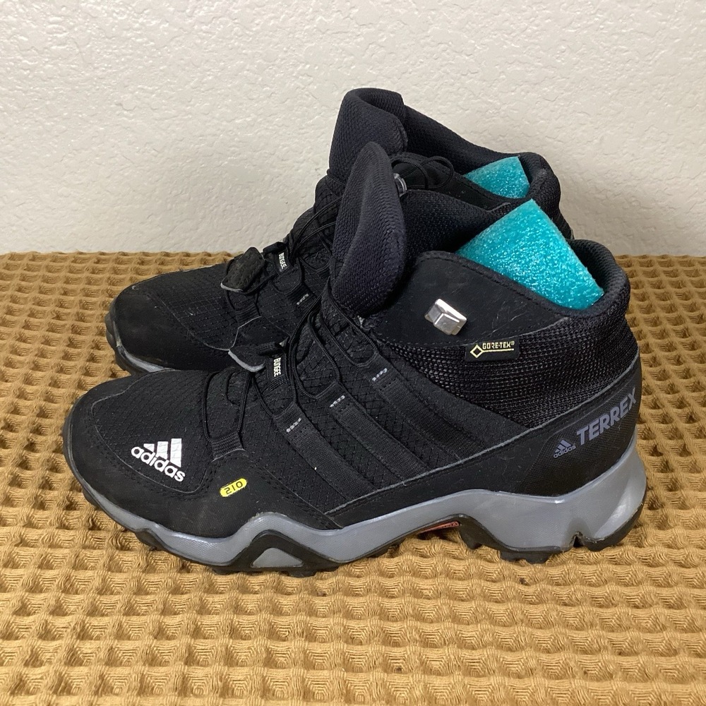 Adidas Terrex GTX Kids High Top Hiking Shoes Kids US 4.5 Black Hiking Boots